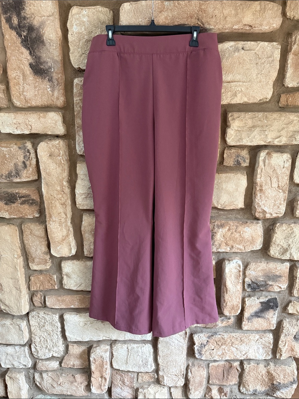Jaanuu Kori Slim High-Waisted Scrub Pant - Rosewood size xl